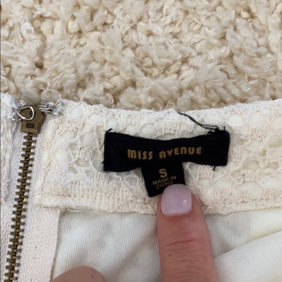 off white lace skirt Small miss avenue - Picture 3 of 5